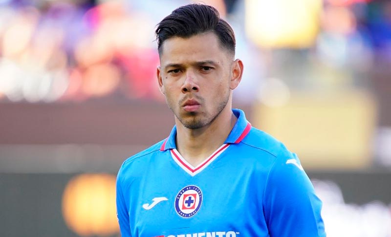 Ángel Romero, delantero del Cruz Azul.