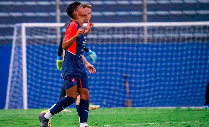 Robert Morales y Fernando Fernández, los goleadores.